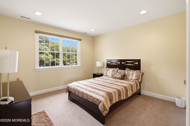 102 Hidden Pond Court, Manalapan, NJ 07726