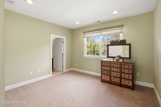 102 Hidden Pond Court, Manalapan, NJ 07726