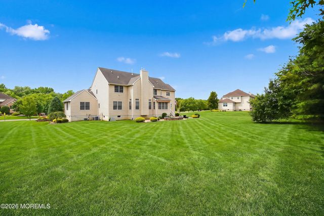 102 Hidden Pond Court, Manalapan, NJ 07726
