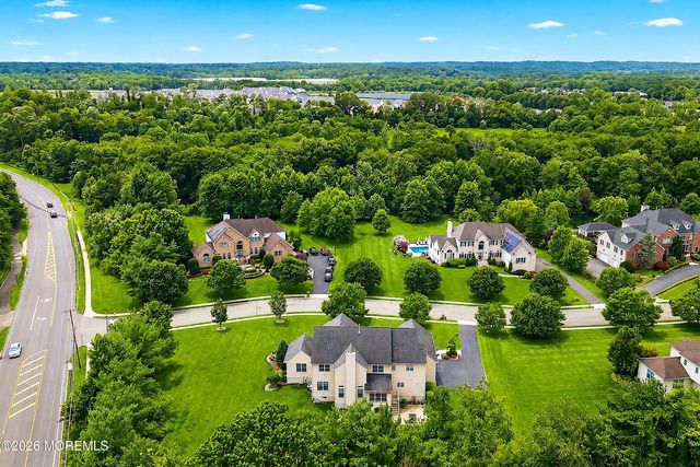 102 Hidden Pond Court, Manalapan, NJ 07726