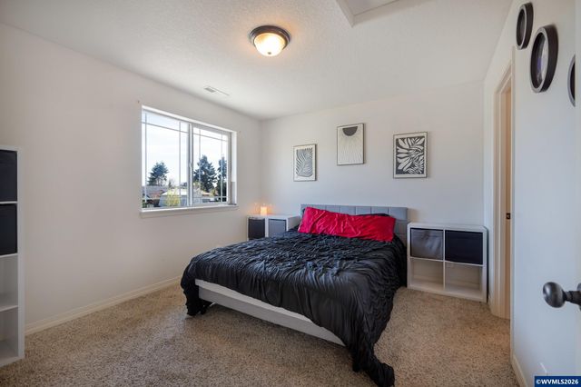 230 NW Sagan Lp, Sheridan, OR 97378