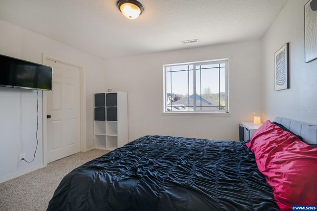 230 NW Sagan Lp, Sheridan, OR 97378