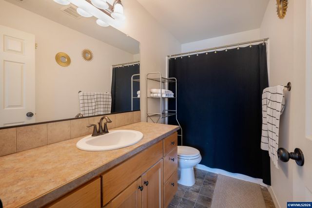 230 NW Sagan Lp, Sheridan, OR 97378