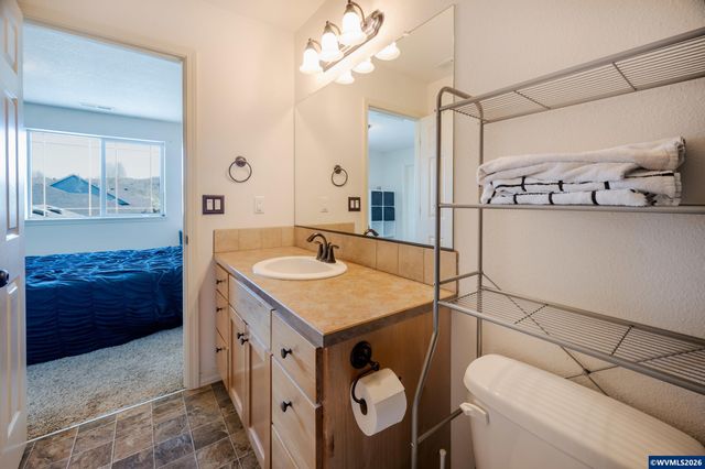 230 NW Sagan Lp, Sheridan, OR 97378