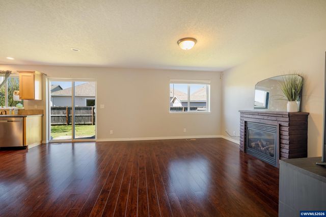 230 NW Sagan Lp, Sheridan, OR 97378