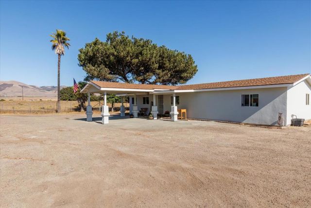 840 S Oak Glen Avenue, Nipomo, CA 93444