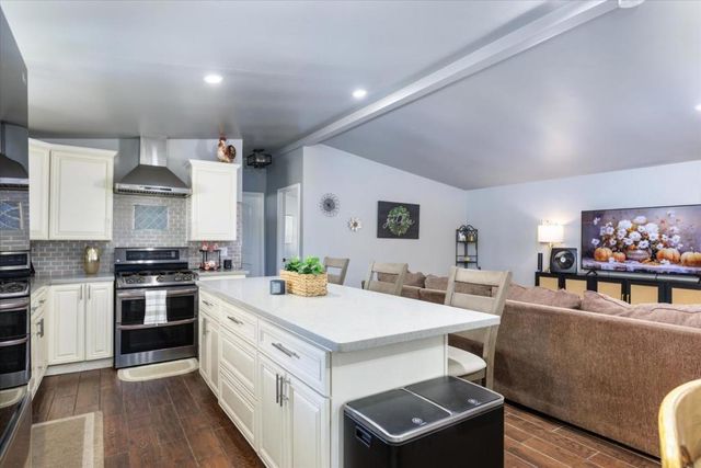 840 S Oak Glen Avenue, Nipomo, CA 93444