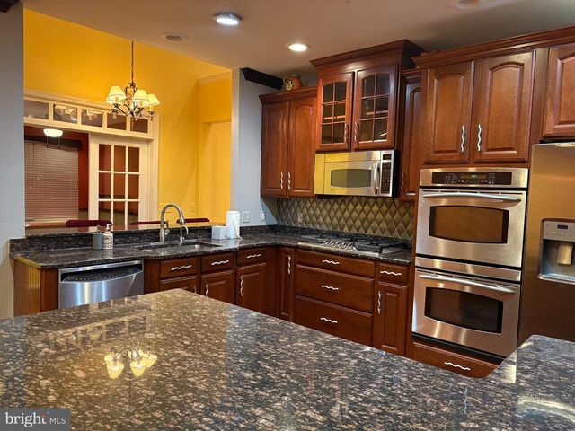 950 NATHANIEL TRL, Warwick, PA 18974