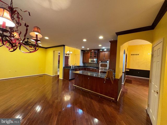 950 NATHANIEL TRL, Warwick, PA 18974