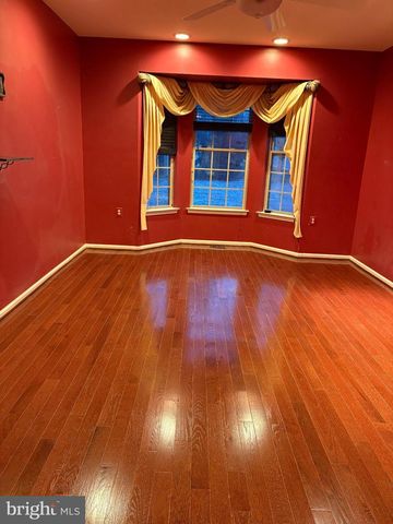 950 NATHANIEL TRL, Warwick, PA 18974