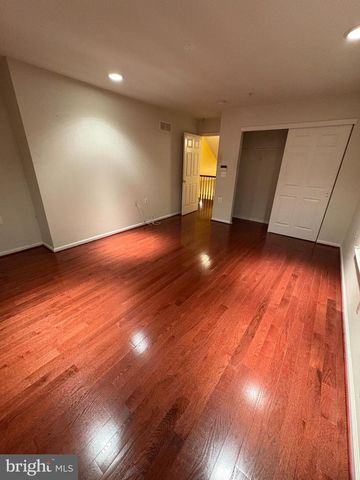 950 NATHANIEL TRL, Warwick, PA 18974