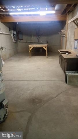 950 NATHANIEL TRL, Warwick, PA 18974