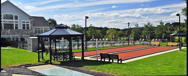 950 NATHANIEL TRL, Warwick, PA 18974