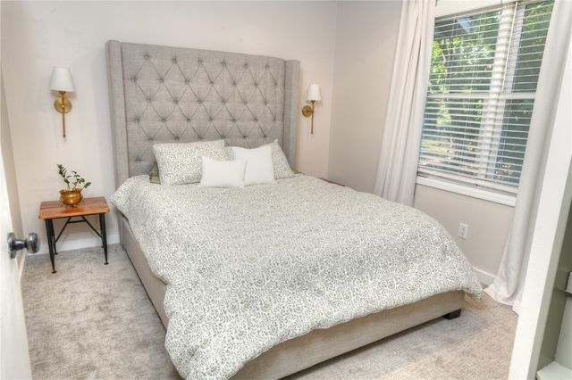 2794 Tower Site Drive NE, Solon, IA 52333