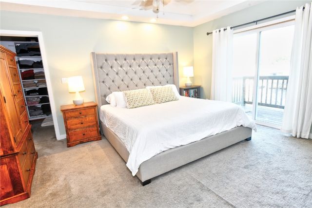 2794 Tower Site Drive NE, Solon, IA 52333