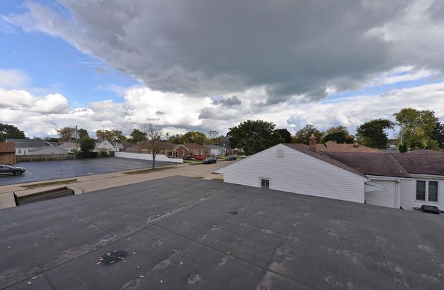 2711 Gilson STREET, Racine, WI 53403