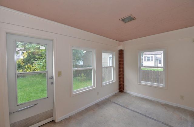 2711 Gilson STREET, Racine, WI 53403