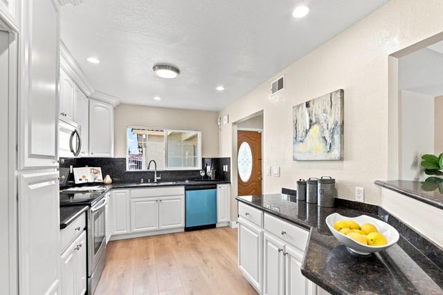 1566 Trieste Way, San Jose, CA 95122