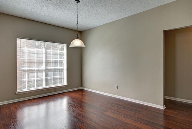 11 Cottage Grove Place, The Woodlands, TX 77381