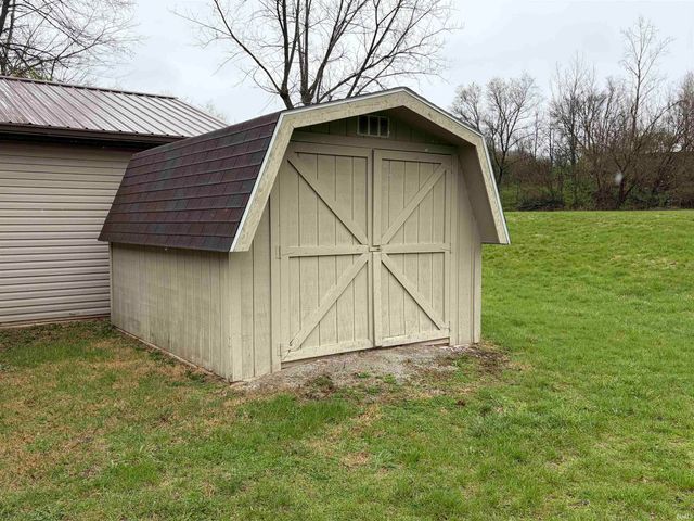 2305 S Wallick Road, Peru, IN 46970