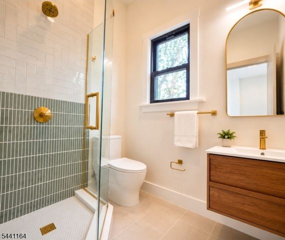 7 Pierce Ave, Jersey City, NJ 07307