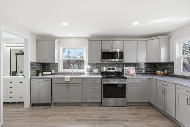 131 N 11th Street, New Castle, IN 47362