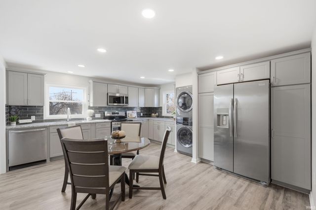 131 N 11th Street, New Castle, IN 47362