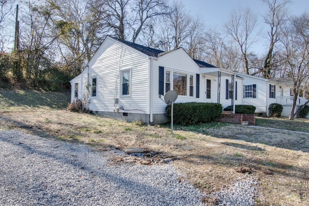 118 Mill Ln, Carthage, TN 37030