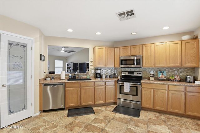 13253 N 76TH Drive, Peoria, AZ 85381