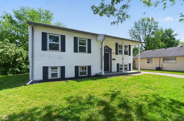 9901 Strathmore Court, Indianapolis, IN 46235