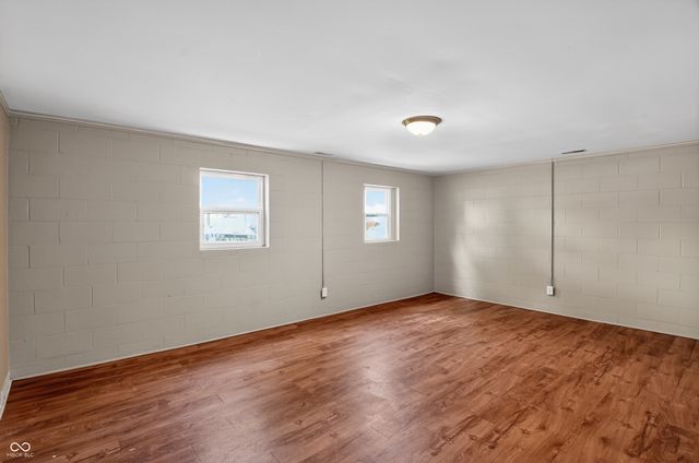 9901 Strathmore Court, Indianapolis, IN 46235