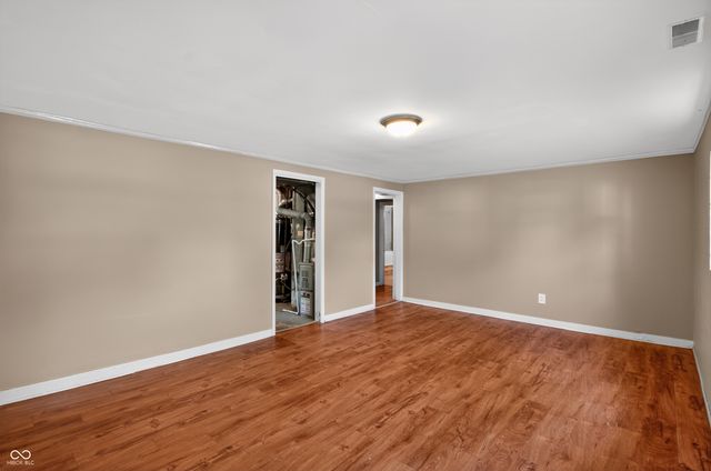 9901 Strathmore Court, Indianapolis, IN 46235