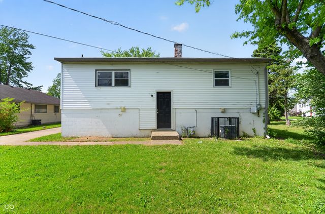 9901 Strathmore Court, Indianapolis, IN 46235