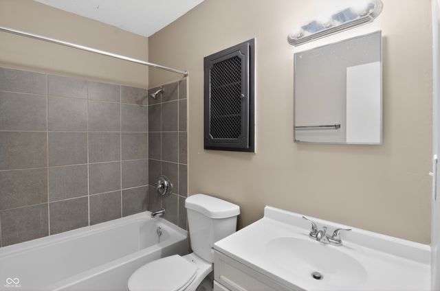 9901 Strathmore Court, Indianapolis, IN 46235