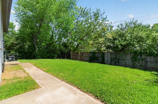 9901 Strathmore Court, Indianapolis, IN 46235