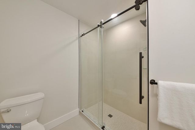 20 INDEPENDENCE PL, Newtown, PA 18940