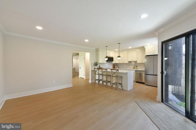 20 INDEPENDENCE PL, Newtown, PA 18940