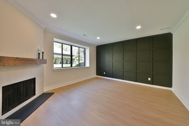 20 INDEPENDENCE PL, Newtown, PA 18940