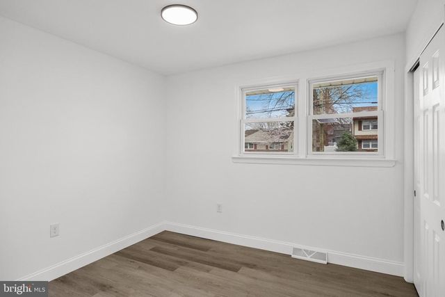 183 FORD AVE, West Deptford, NJ 08096