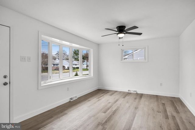 183 FORD AVE, West Deptford, NJ 08096