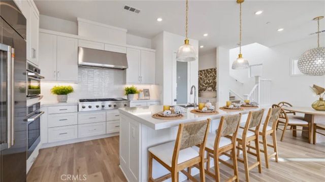 110 Seep, Irvine, CA 92618