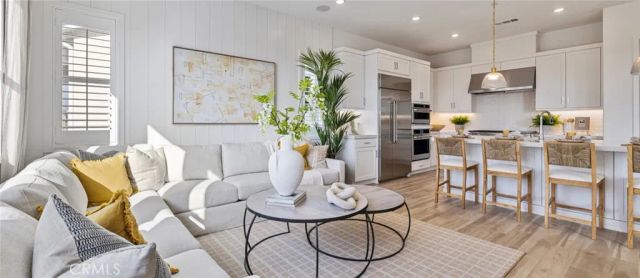 110 Seep, Irvine, CA 92618