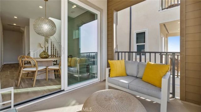 110 Seep, Irvine, CA 92618