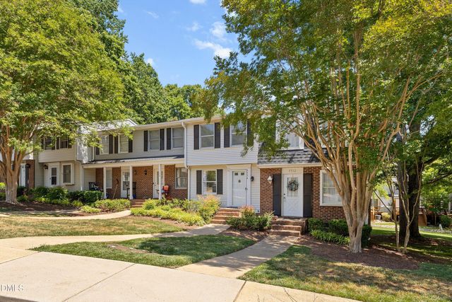 7734 Kingsberry Court, Raleigh, NC 27615
