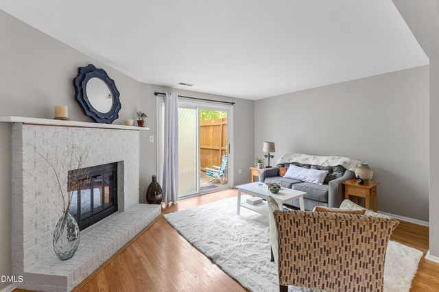7734 Kingsberry Court, Raleigh, NC 27615