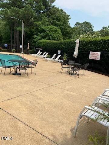 7734 Kingsberry Court, Raleigh, NC 27615