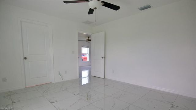 3433 Jeffcott ST, Fort Myers, FL 33916