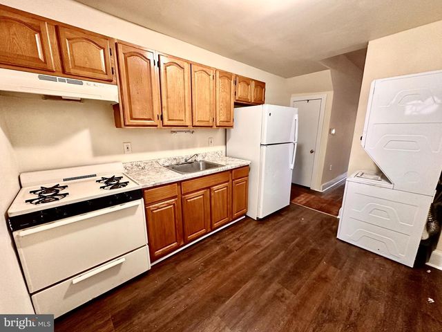 343 W QUEEN LN, Philadelphia, PA 19144