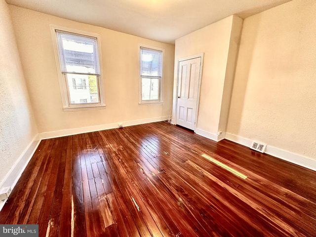 343 W QUEEN LN, Philadelphia, PA 19144