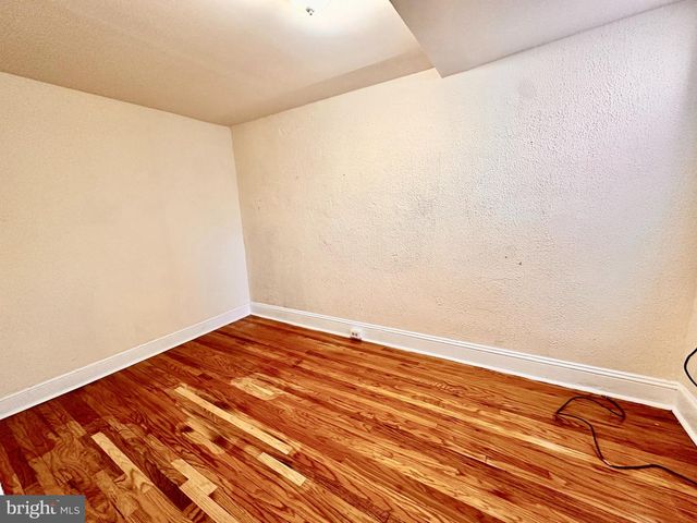 343 W QUEEN LN, Philadelphia, PA 19144